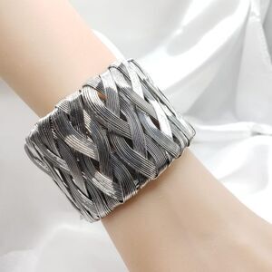 Brand New Top Fashion Silver Bracelet